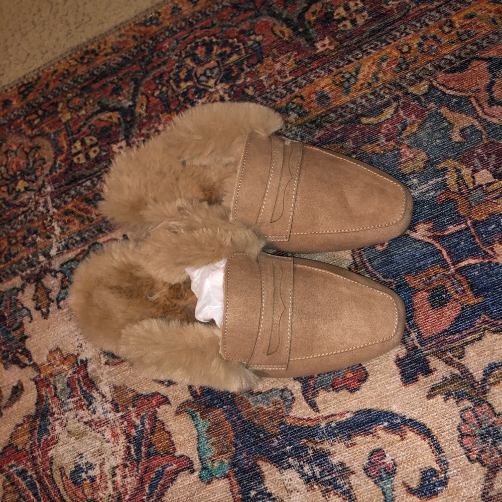 Tan Mules